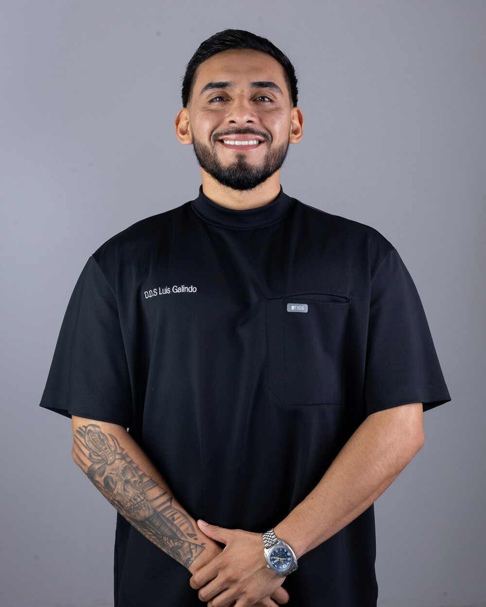 Dr. Luis Galindo, DDS, restorative & crown specialist at Tooth Implant Co. in Los Algodones, Mexico